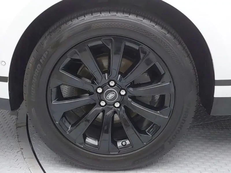 2020 Land Rover Range Rover Velar с пробегом 126 614 км