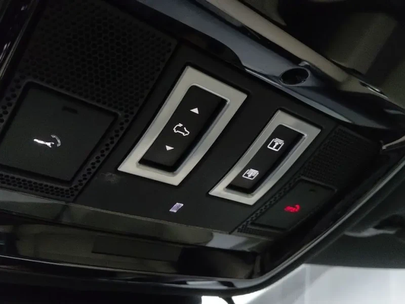 2020 Land Rover Range Rover Velar с пробегом 126 614 км