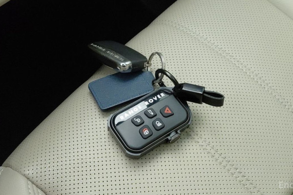 2020 Land Rover Range Rover Velar с пробегом 126 614 км