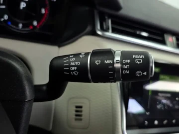 2017 Land Rover Range Rover Velar с пробегом 101 056 км
