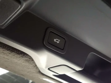 2018 Land Rover Range Rover Sport с пробегом 74 183 км