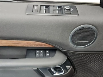 2018 Land Rover Discovery с пробегом 172 398 км