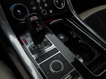 2018 Land Rover Range Rover Sport с пробегом 110 481 км