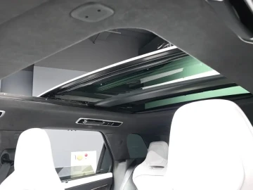2025 Land Rover Range Rover Sport с пробегом 986 км