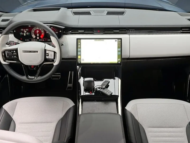 2025 Land Rover Range Rover Sport с пробегом 1 267 км