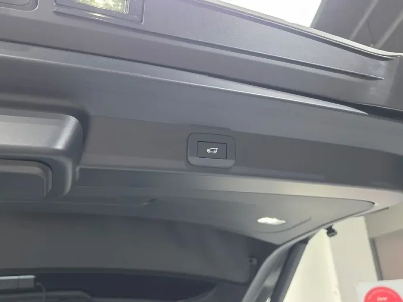2025 Land Rover Range Rover Sport с пробегом 1 245 км