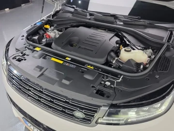 2025 Land Rover Range Rover Sport с пробегом 1 605 км