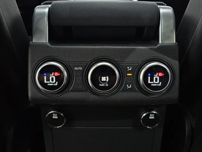 2017 Land Rover Discovery с пробегом 151 836 км