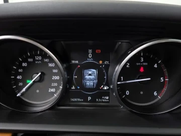 2017 Land Rover Discovery с пробегом 142 878 км