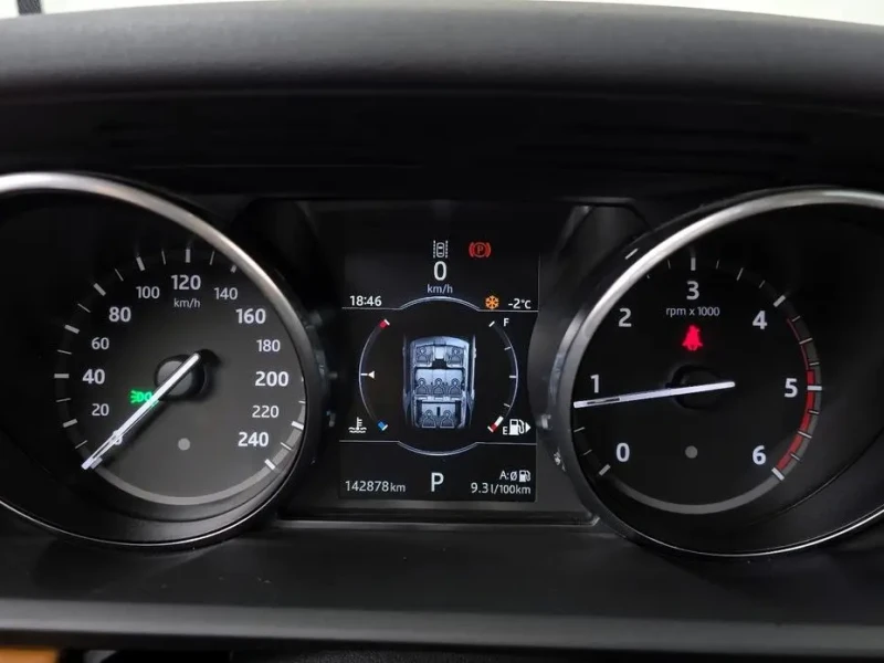 2017 Land Rover Discovery с пробегом 142 878 км