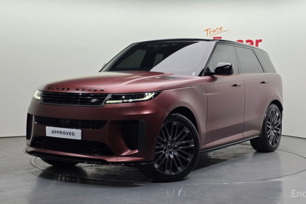 2025 Land Rover Range Rover Sport с пробегом 422 км