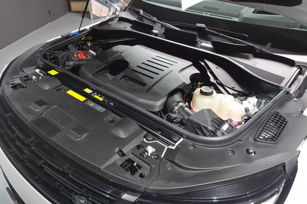 2025 Land Rover Range Rover Sport с пробегом 637 км