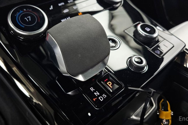 2023 Land Rover Range Rover Sport с пробегом 31 870 км