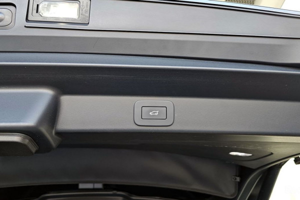 2023 Land Rover Range Rover Sport с пробегом 31 870 км