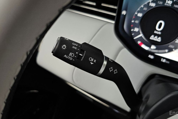 2023 Land Rover Range Rover Sport с пробегом 31 870 км