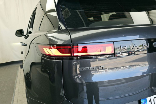 2023 Land Rover Range Rover Sport с пробегом 31 870 км