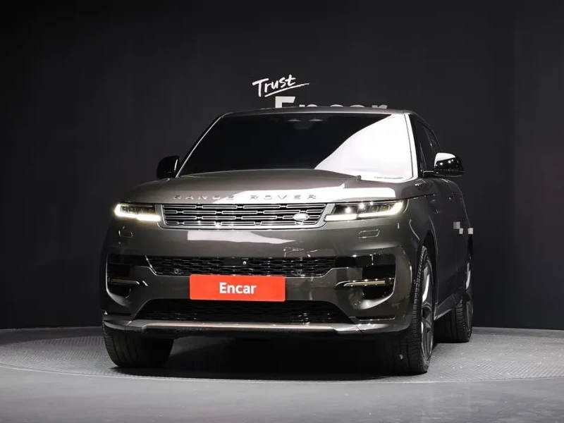 2023 Land Rover Range Rover Sport с пробегом 26 935 км
