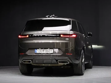 2023 Land Rover Range Rover Sport с пробегом 26 935 км