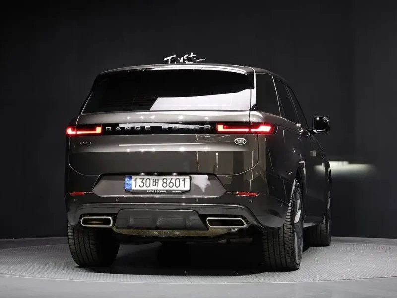 2023 Land Rover Range Rover Sport с пробегом 26 935 км