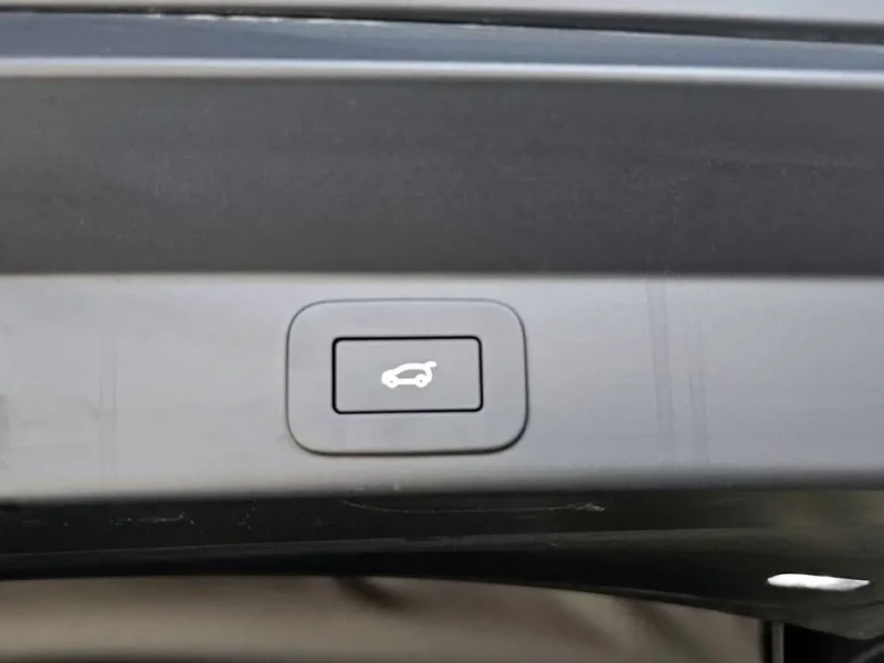 2023 Land Rover Range Rover Sport с пробегом 26 935 км