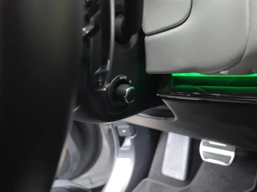 2025 Land Rover Range Rover Sport с пробегом 16 891 км