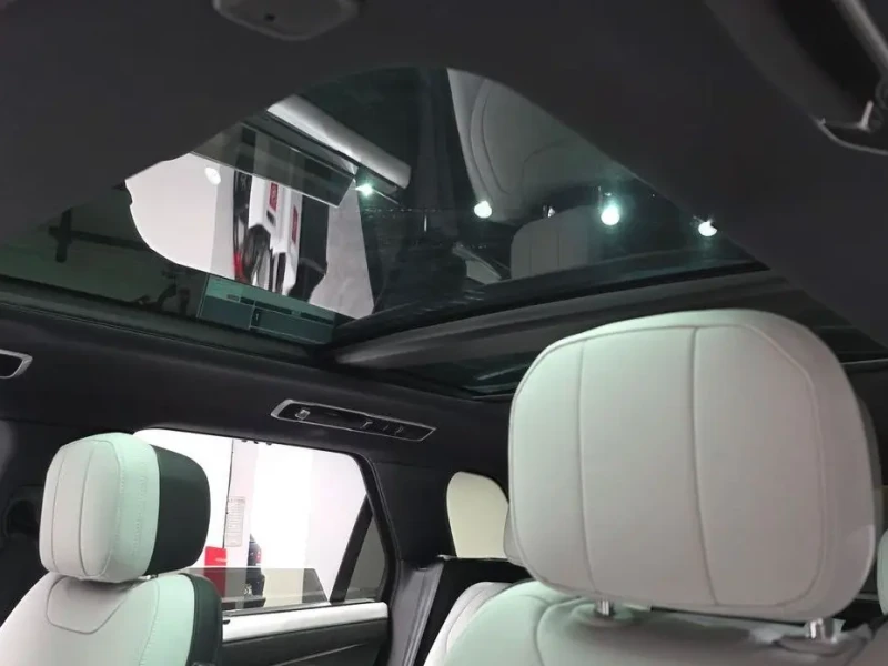 2025 Land Rover Range Rover Sport с пробегом 16 891 км