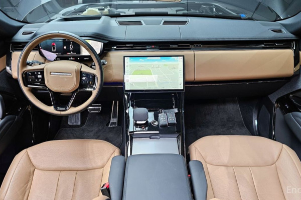 2025 Land Rover Range Rover Sport с пробегом 8 748 км