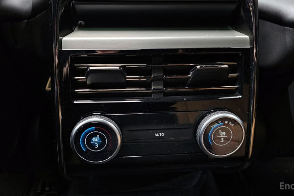 2025 Land Rover Range Rover Sport с пробегом 8 748 км