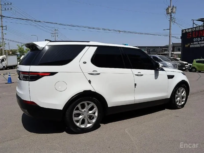 2019 Land Rover Discovery с пробегом 115 547 км