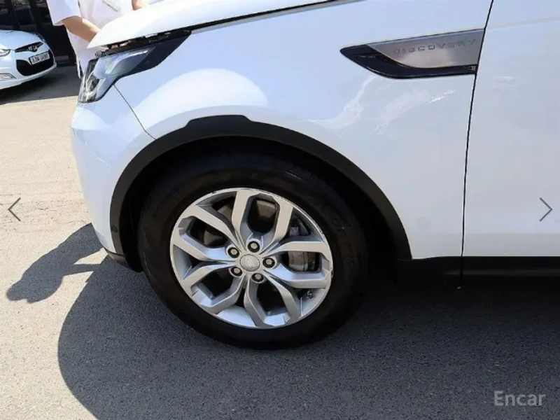 2019 Land Rover Discovery с пробегом 115 547 км