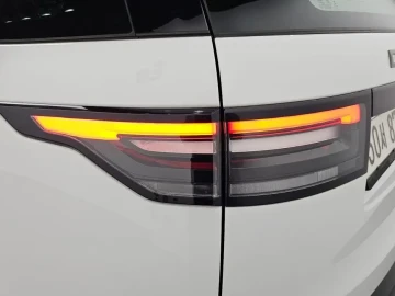 2018 Land Rover Discovery с пробегом 81 405 км