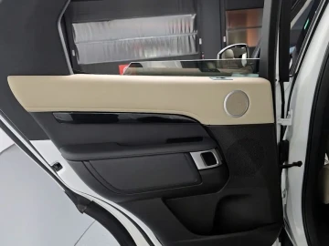 2018 Land Rover Discovery с пробегом 81 405 км