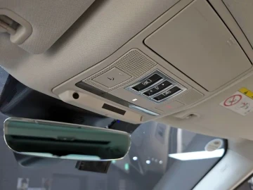 2018 Land Rover Discovery с пробегом 81 405 км