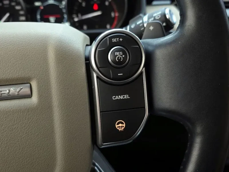 2018 Land Rover Discovery с пробегом 81 405 км