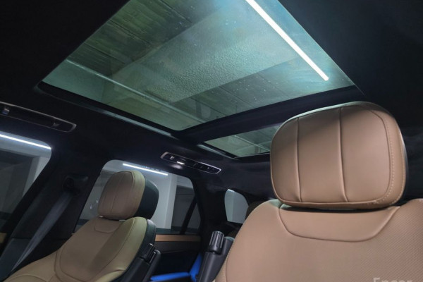 2025 Land Rover Range Rover Sport с пробегом 4 945 км