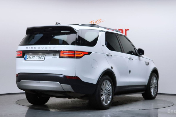 2018 Land Rover Discovery с пробегом 75 989 км