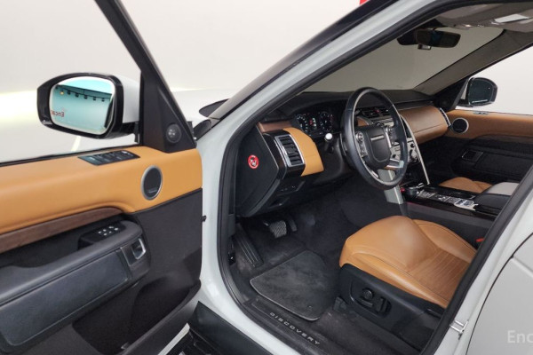 2018 Land Rover Discovery с пробегом 75 989 км
