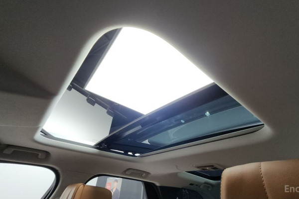 2018 Land Rover Discovery с пробегом 75 989 км