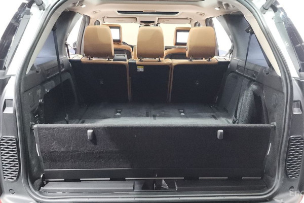 2018 Land Rover Discovery с пробегом 75 989 км