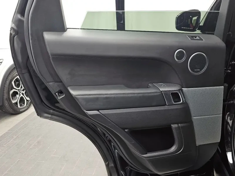 2017 Land Rover Range Rover Sport с пробегом 92 252 км