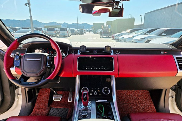 2018 Land Rover Range Rover Sport с пробегом 52 000 км