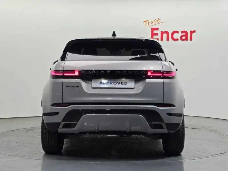 2025 Land Rover Range Rover Evoque с пробегом 4 204 км