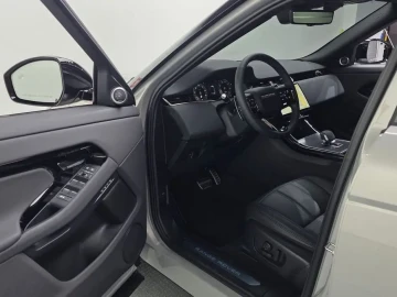 2025 Land Rover Range Rover Evoque с пробегом 4 204 км