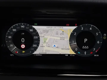 2025 Land Rover Range Rover Evoque с пробегом 4 204 км