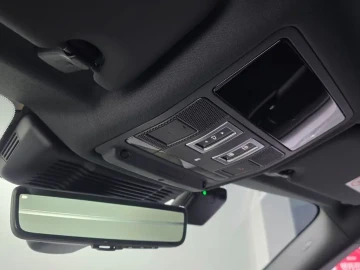 2025 Land Rover Range Rover Evoque с пробегом 4 204 км