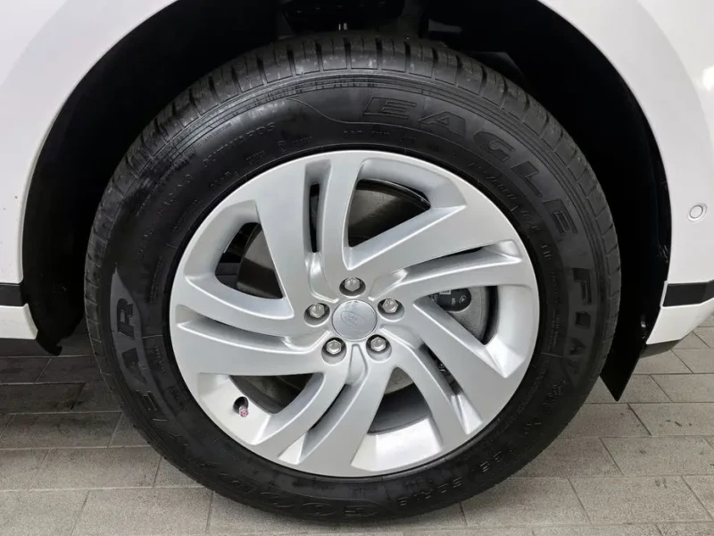 2024 Land Rover Range Rover Evoque с пробегом 14 878 км
