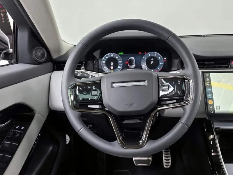 2024 Land Rover Range Rover Evoque с пробегом 14 878 км