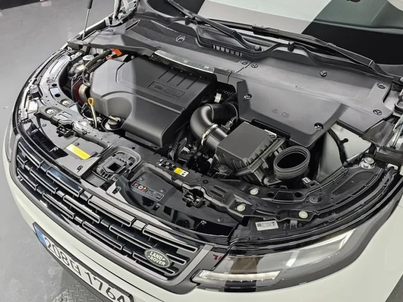2025 Land Rover Range Rover Evoque с пробегом 1 030 км