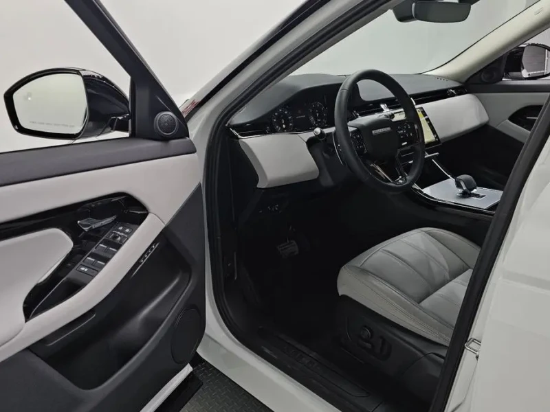 2025 Land Rover Range Rover Evoque с пробегом 1 030 км
