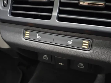 2025 Land Rover Range Rover Evoque с пробегом 1 030 км